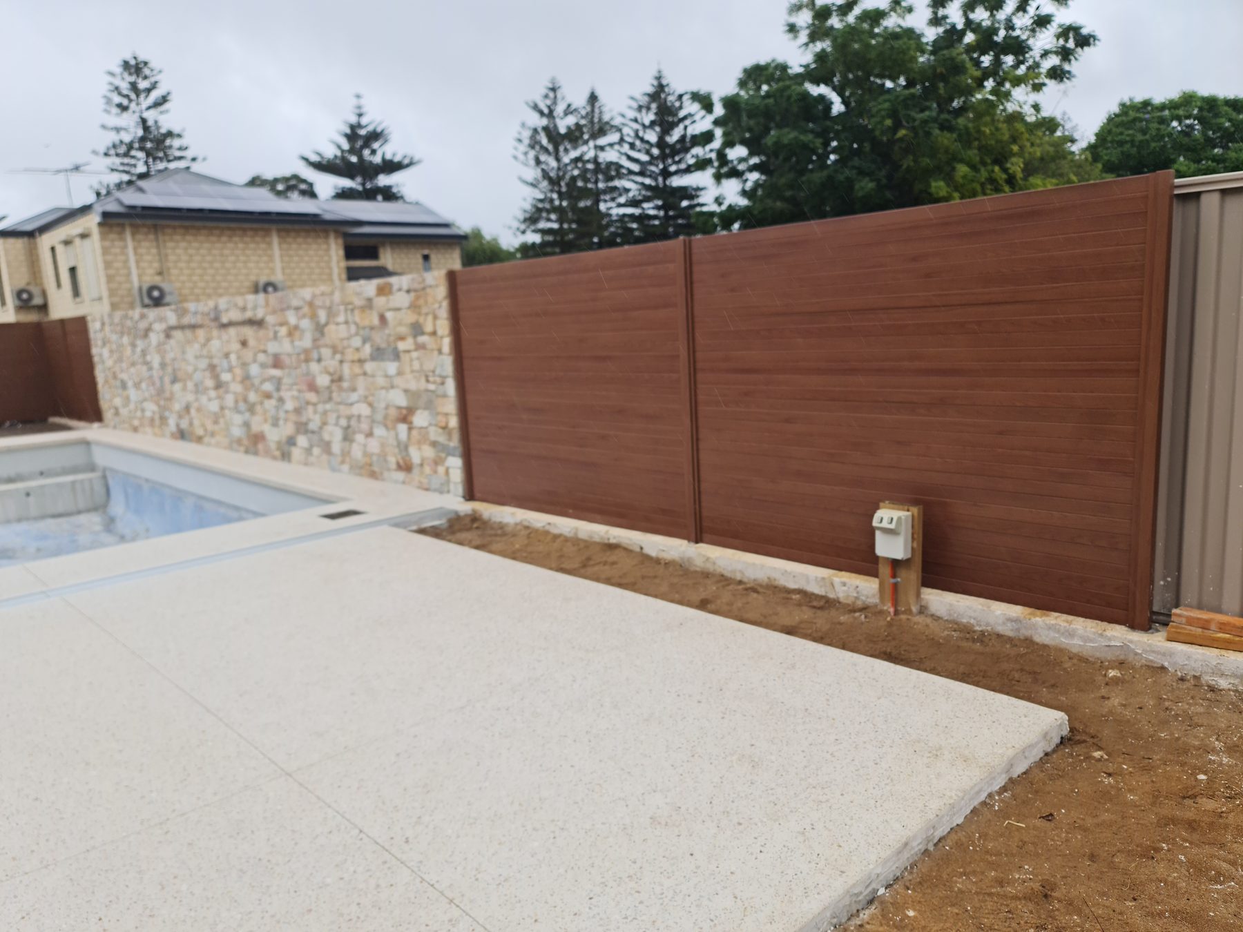 Slat fencing enclosing a Perth courtyard