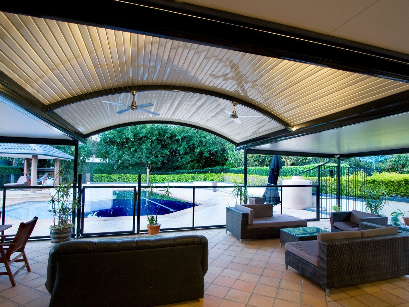 Outback Dome curved patio with ceiling fans and lighting