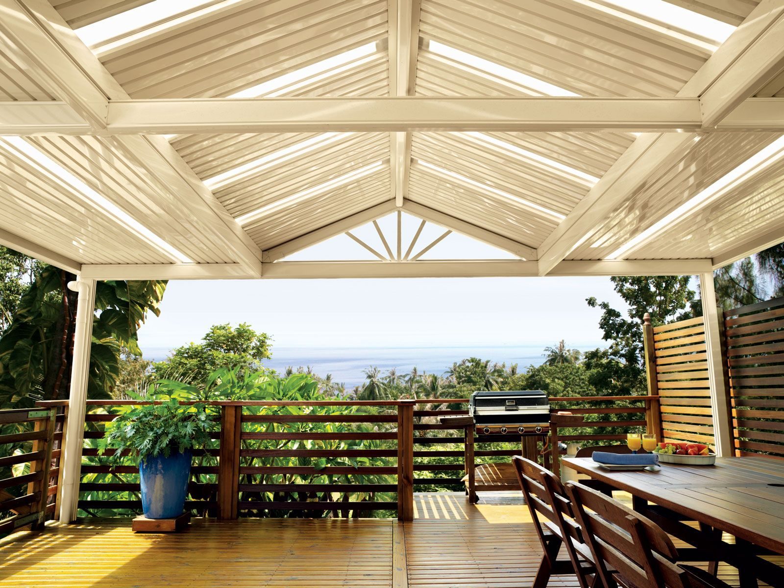 Stratco Outback New Generation Gable patio